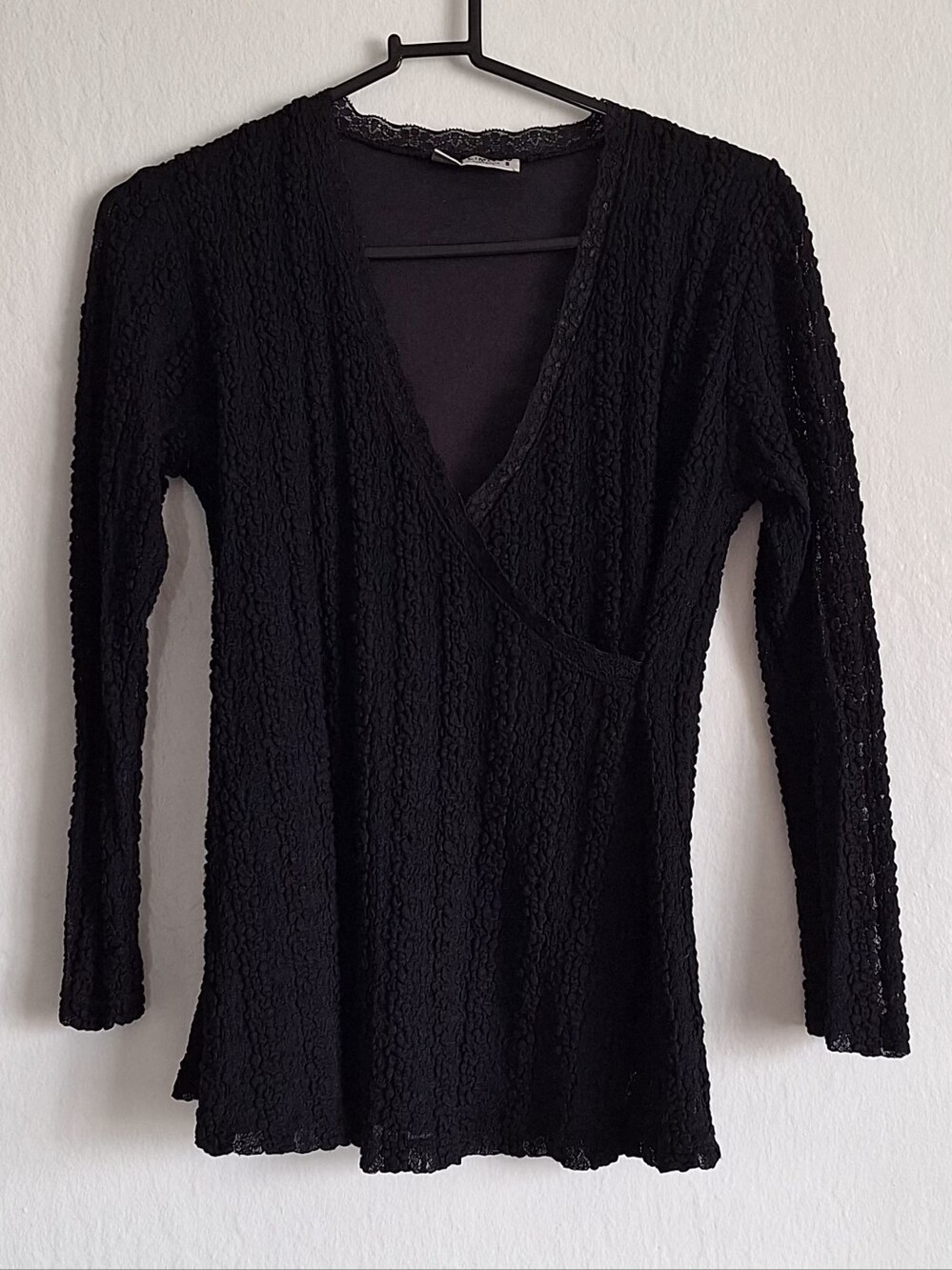 Ripe Maternity Black Textured Wrap Top Y2K Vintage Lace Trim V-Neck Nursing S